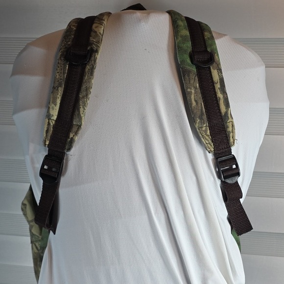 Vintage Realtree Remington Extra Large 4 Pocket Cinch Top Backpack - Picture 9 of 12